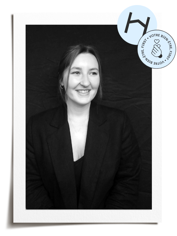 Portrait de Morgane Dubreuil, fondatrice de Studio Nahi, agence d'architecture d'intérieur à Toulouse.